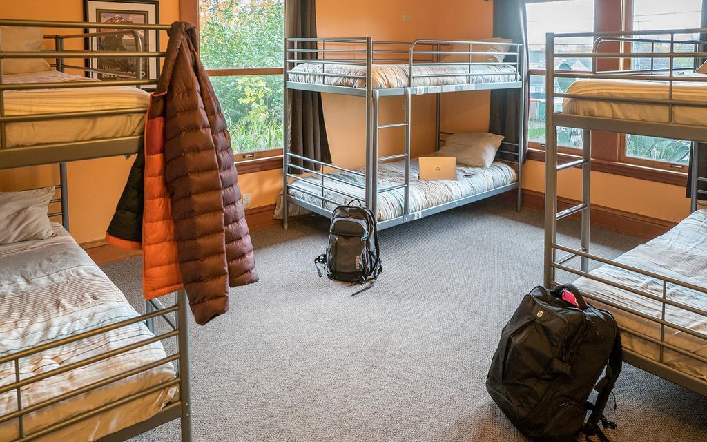 Bed in 6-Bed Mixed Dormitory Room